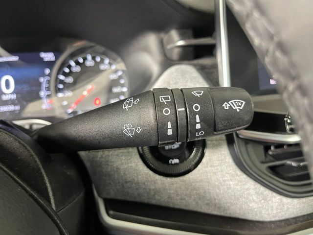 Used 2023 Jeep Compass Latitude AWD/4WD image 23