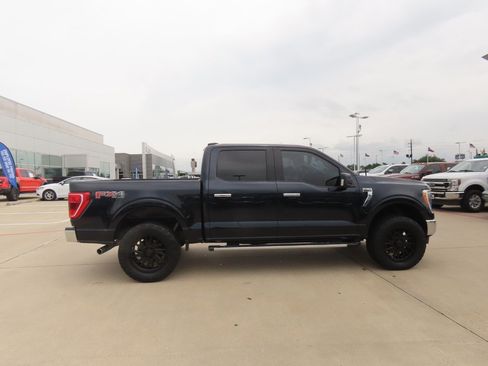 Used 2021 Ford F150 XLT w/ Equipment Group 302A High AWD/4WD image 10