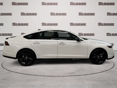 Used 2025 Honda Accord Sport image 6
