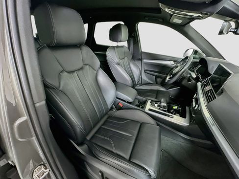 Used 2025 Audi Q5 2.0T Premium AWD/4WD image 33