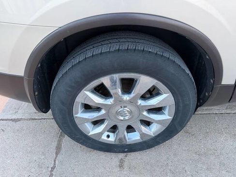 Used 2011 Buick Enclave CXL w/ Trailering Provision Package image 4