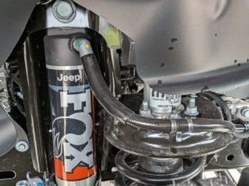 New 2026 Jeep Gladiator Mojave w/ Steel Bumper Group image 19