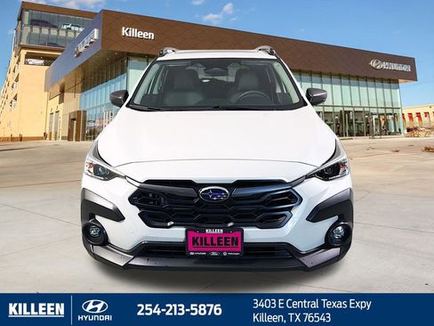 Used 2024 Subaru Crosstrek 2.0i Premium image 2