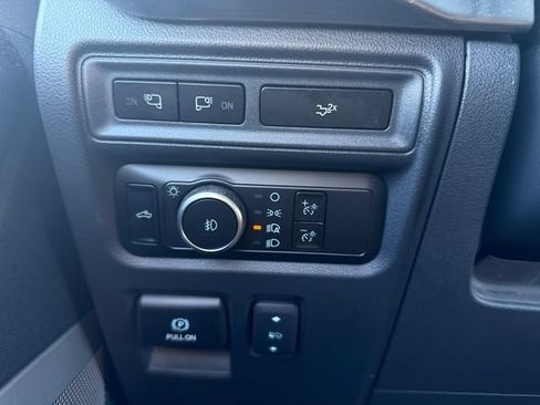 Used 2023 Ford F150 Lariat w/ Equipment Group 502A High AWD/4WD image 32