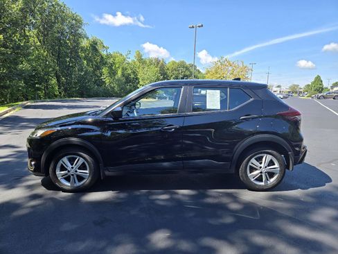 Used 2025 Nissan Kicks Play S FWD image 5