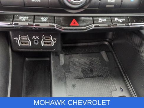 Used 2023 Dodge Durango R/T AWD/4WD image 36