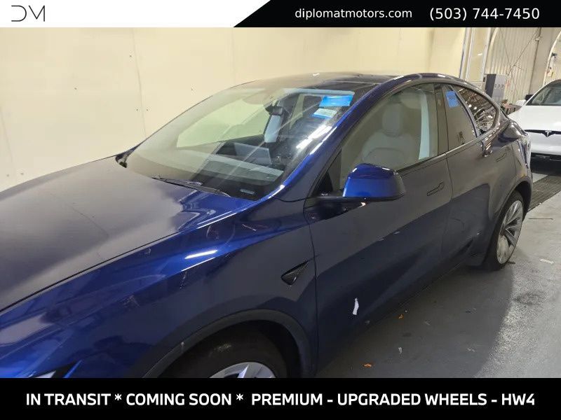 Used 2026 Tesla Model Y 2WD image 1