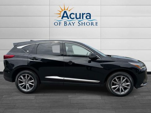 Used 2023 Acura RDX AWD w/ Technology Package image 5