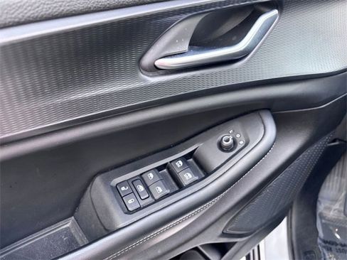 Certified 2024 Jeep Grand Cherokee L Laredo image 13