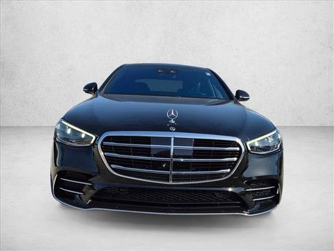 Used 2023 Mercedes-Benz S 500 4MATIC image 2