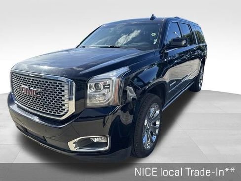 Used 2017 GMC Yukon XL Denali w/ Open Road Package AWD/4WD image 3