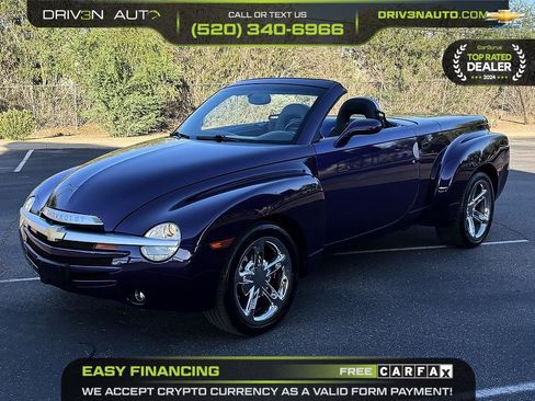 Used 2004 Chevrolet SSR w/ Preferred Equipment Group RWD image 5