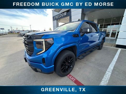 Used 2022 GMC Sierra 1500 Elevation w/ Elevation Premium Package image 1