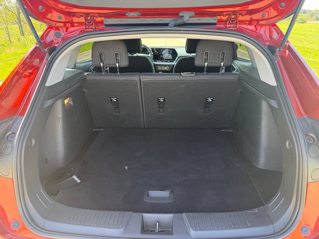 Used 2024 Chevrolet Trax LS FWD image 6