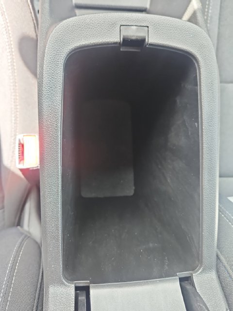 Used 2025 Chevrolet Trax LS FWD image 25
