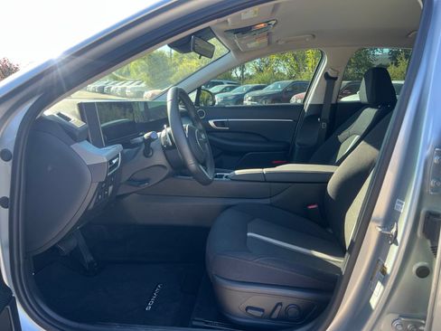 Used 2026 Hyundai Sonata SEL FWD image 22