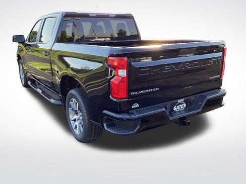 Used 2019 Chevrolet Silverado 1500 Custom w/ Custom Value Package RWD image 18