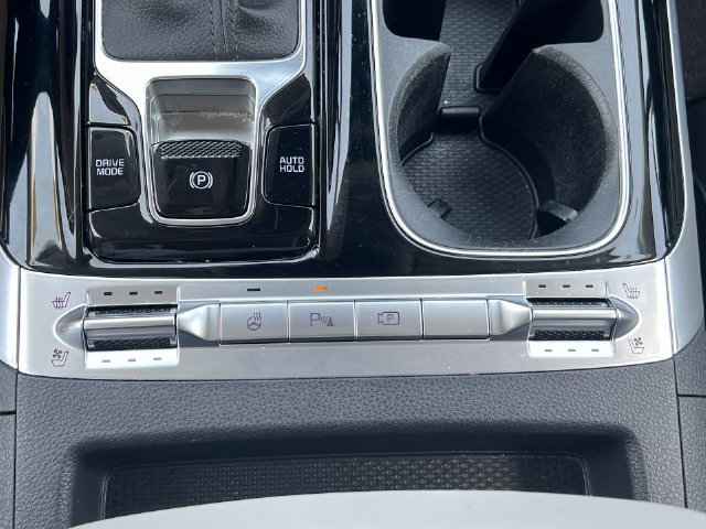 Used 2024 Kia Carnival SX Prestige FWD image 26