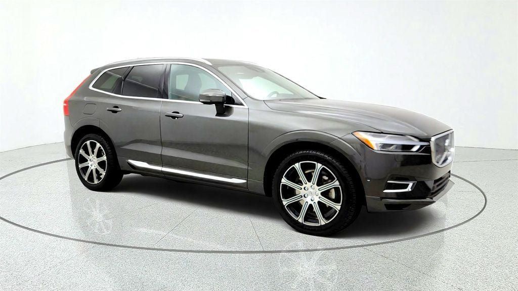 Used 2018 Volvo XC60 T8 Inscription w/ Advanced Package AWD/4WD image 3