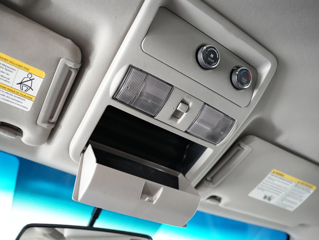 Used 2012 Nissan Pathfinder SV RWD image 50