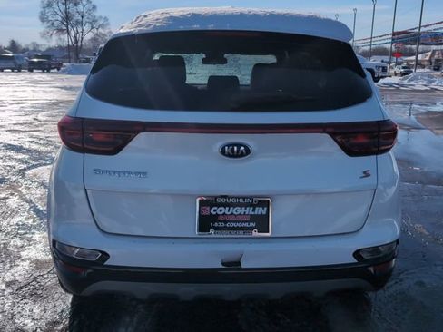 Used 2020 Kia Sportage S image 6
