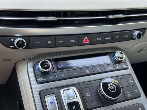 Used 2024 Hyundai Palisade Limited FWD image 35