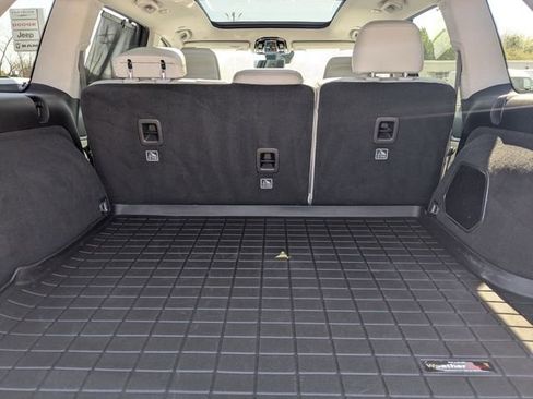 Used 2022 Jeep Grand Cherokee Overland w/ Luxury Tech Group IV image 30