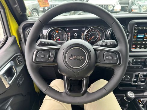 New 2023 Jeep Wrangler Unlimited Sport image 16