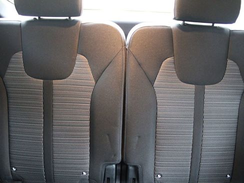 New 2026 Kia Sorento LX FWD image 47