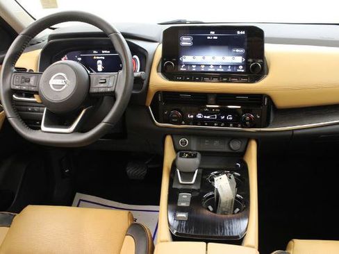 Certified 2021 Nissan Rogue Platinum FWD image 9