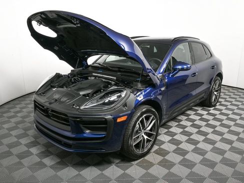 New 2025 Porsche Macan image 34
