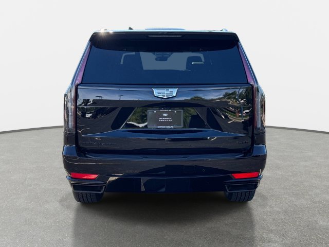 Certified 2024 Cadillac Escalade Sport w/ LPO, ONYX Package AWD/4WD image 4