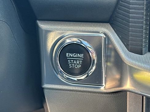 Certified 2024 Ford F150 Lariat w/ Equipment Group 502A High AWD/4WD image 38