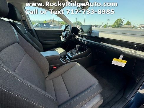 Used 2025 Honda CR-V LX image 13