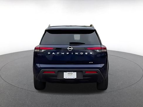 Used 2025 Nissan Pathfinder SV AWD/4WD image 12