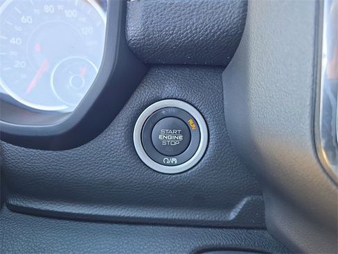 Certified 2025 RAM 1500 Laramie image 24