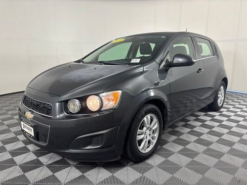 Used 2015 Chevrolet Sonic LT FWD image 25
