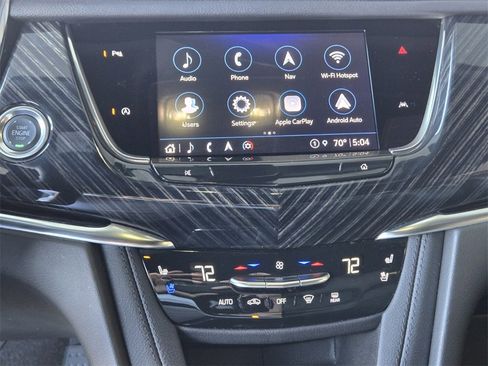Used 2025 Cadillac XT6 Premium Luxury image 28