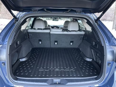 Certified 2023 Subaru Outback Limited image 27