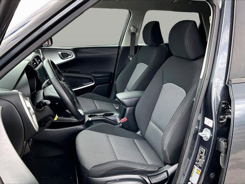 Used 2020 Kia Soul X-Line image 22