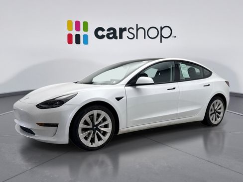 Used 2023 Tesla Model 3 Standard Range RWD image 1