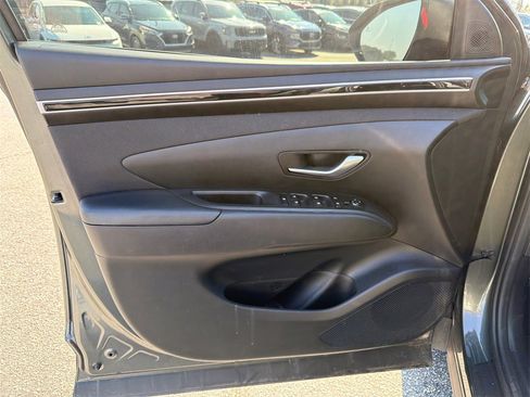 Used 2023 Hyundai Tucson SEL w/ Convenience Package image 10