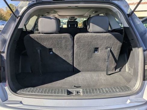 Used 2023 Kia Sorento S w/ Panoramic Sunroof Package image 32