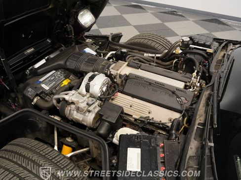 Used 1992 Chevrolet Corvette Coupe image 32