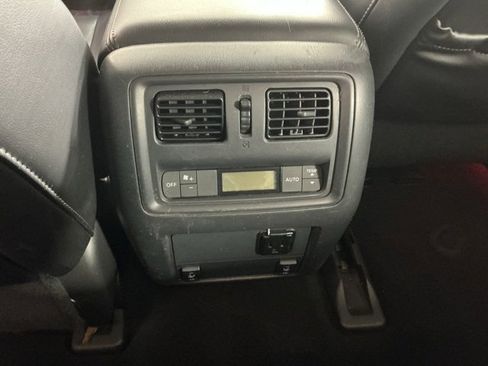 Used 2017 Nissan Pathfinder SL w/ SL Premium Package image 38