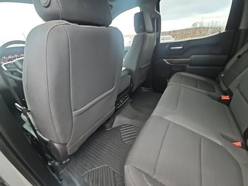 Certified 2022 Chevrolet Silverado 1500 RST image 18
