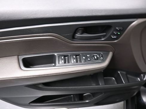 Used 2019 Honda Odyssey EX-L image 7