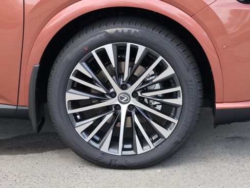 New 2026 Lexus RX 350h AWD/4WD image 11