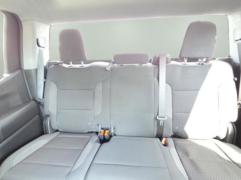 Used 2023 Chevrolet Silverado 1500 Custom image 13