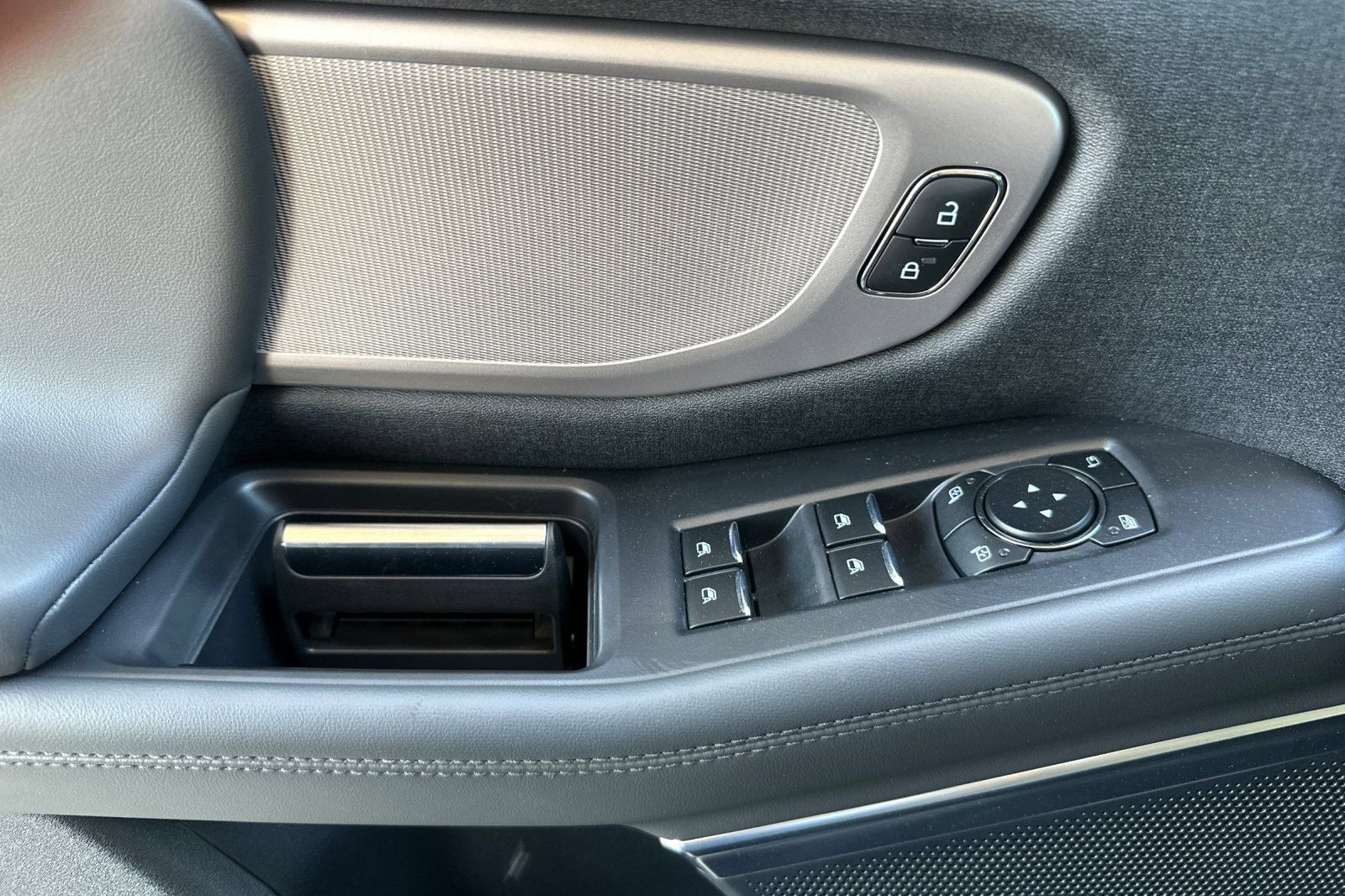 New 2026 Ford Expedition Max Active RWD image 11